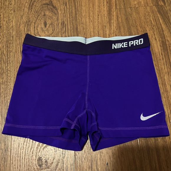 Nike Pants - Nike Pro Dri-Fit Purple Women’s 3-inch short Size Medium